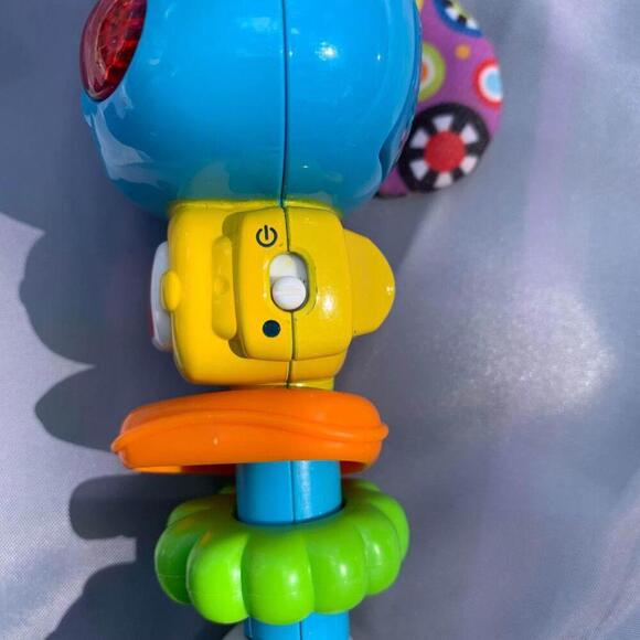 V Tech Rattle & Sing Toy - Picture 4 of 7